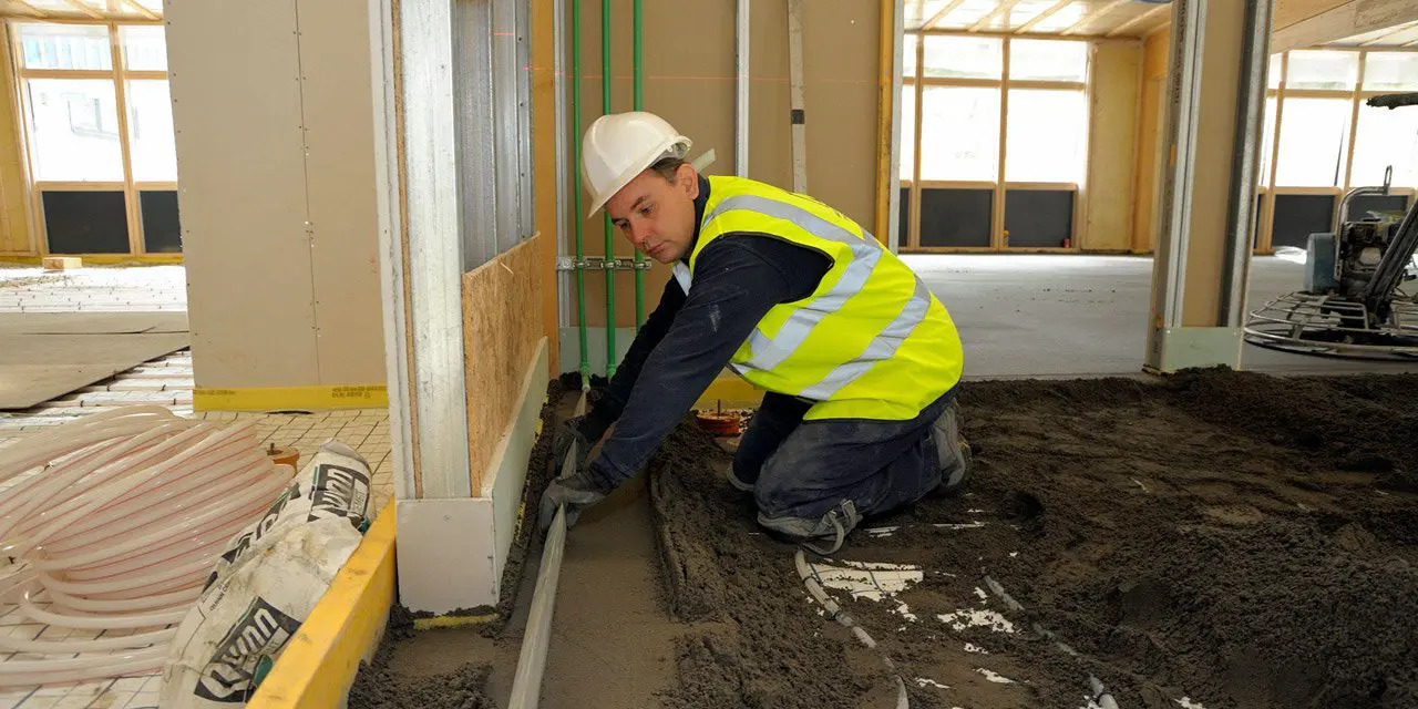 The Ultimate Guide to Choosing the Best Material for Floor Screeding